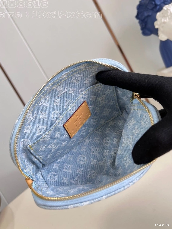 Cosmétique Pochette PM Louis Vuitton 0709